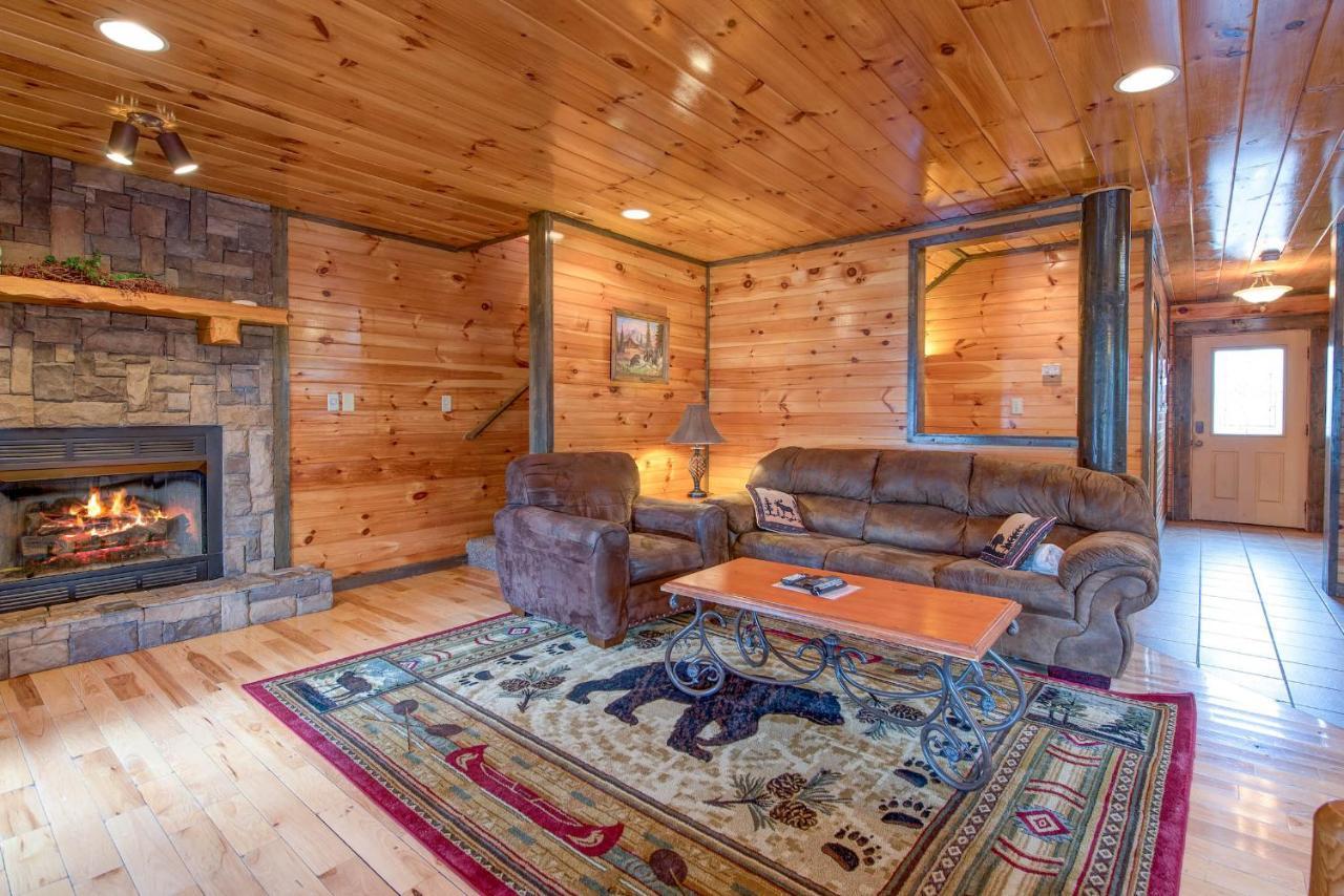 גטלינבורג Standing Bear Lodge מראה חיצוני תמונה