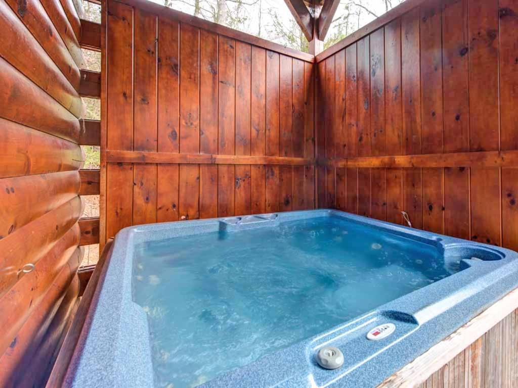 גטלינבורג Standing Bear Lodge מראה חיצוני תמונה