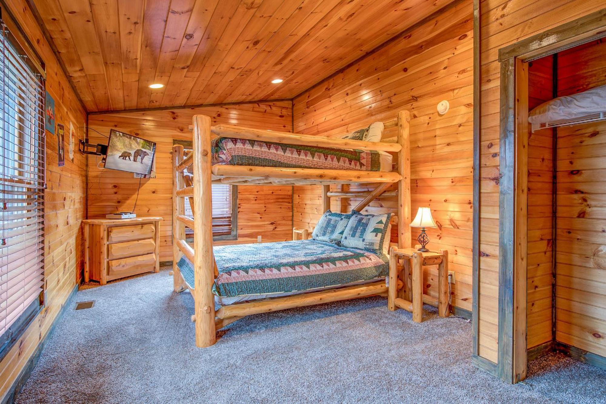 גטלינבורג Standing Bear Lodge מראה חיצוני תמונה
