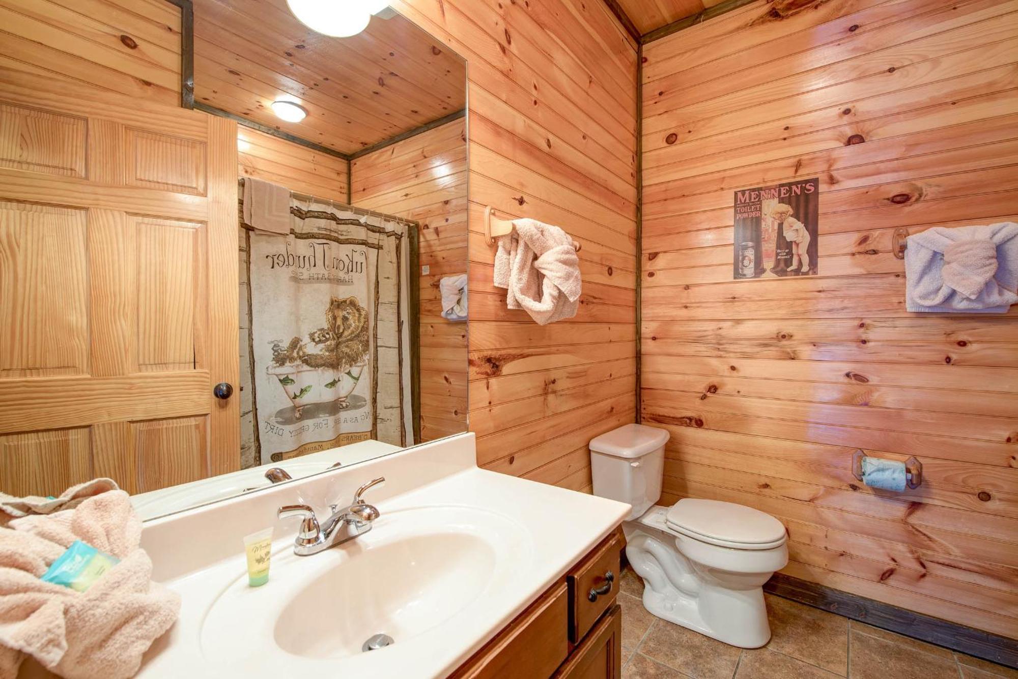 גטלינבורג Standing Bear Lodge מראה חיצוני תמונה