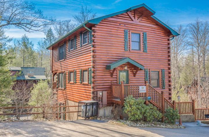 גטלינבורג Standing Bear Lodge מראה חיצוני תמונה