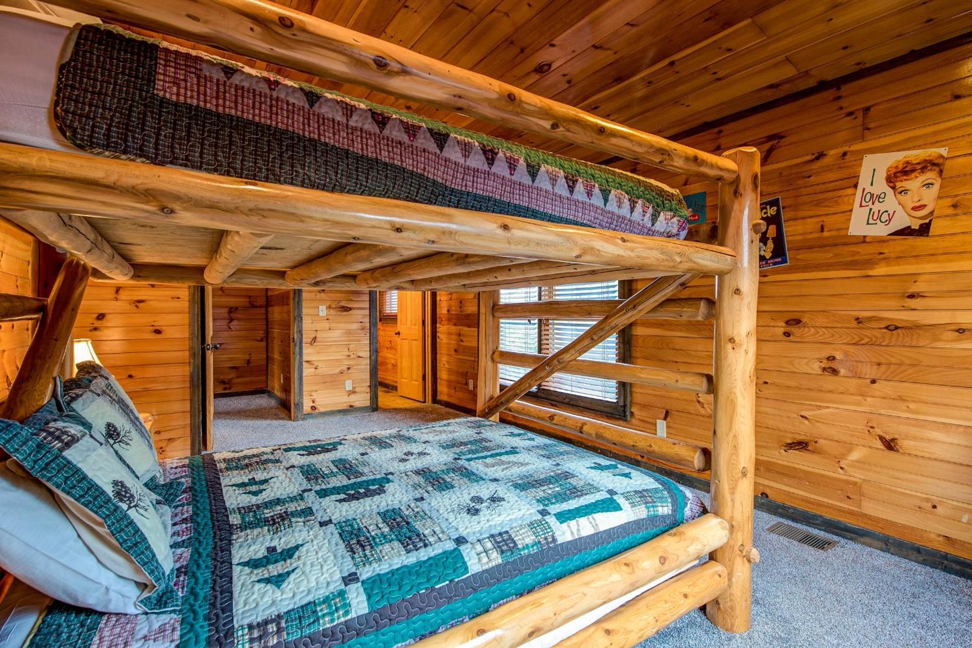 גטלינבורג Standing Bear Lodge מראה חיצוני תמונה