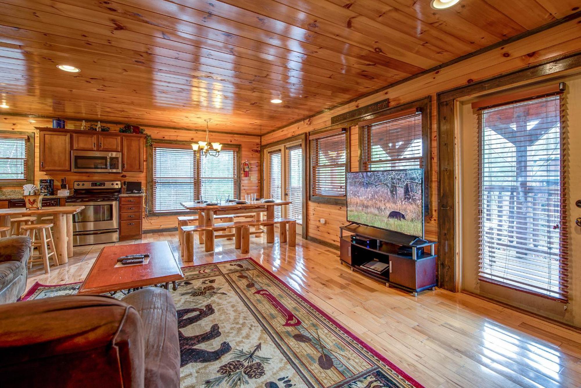 גטלינבורג Standing Bear Lodge מראה חיצוני תמונה